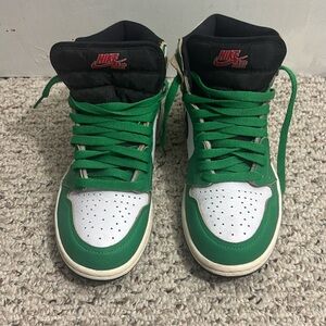 Nike High-Top Sneakers in Green and Black